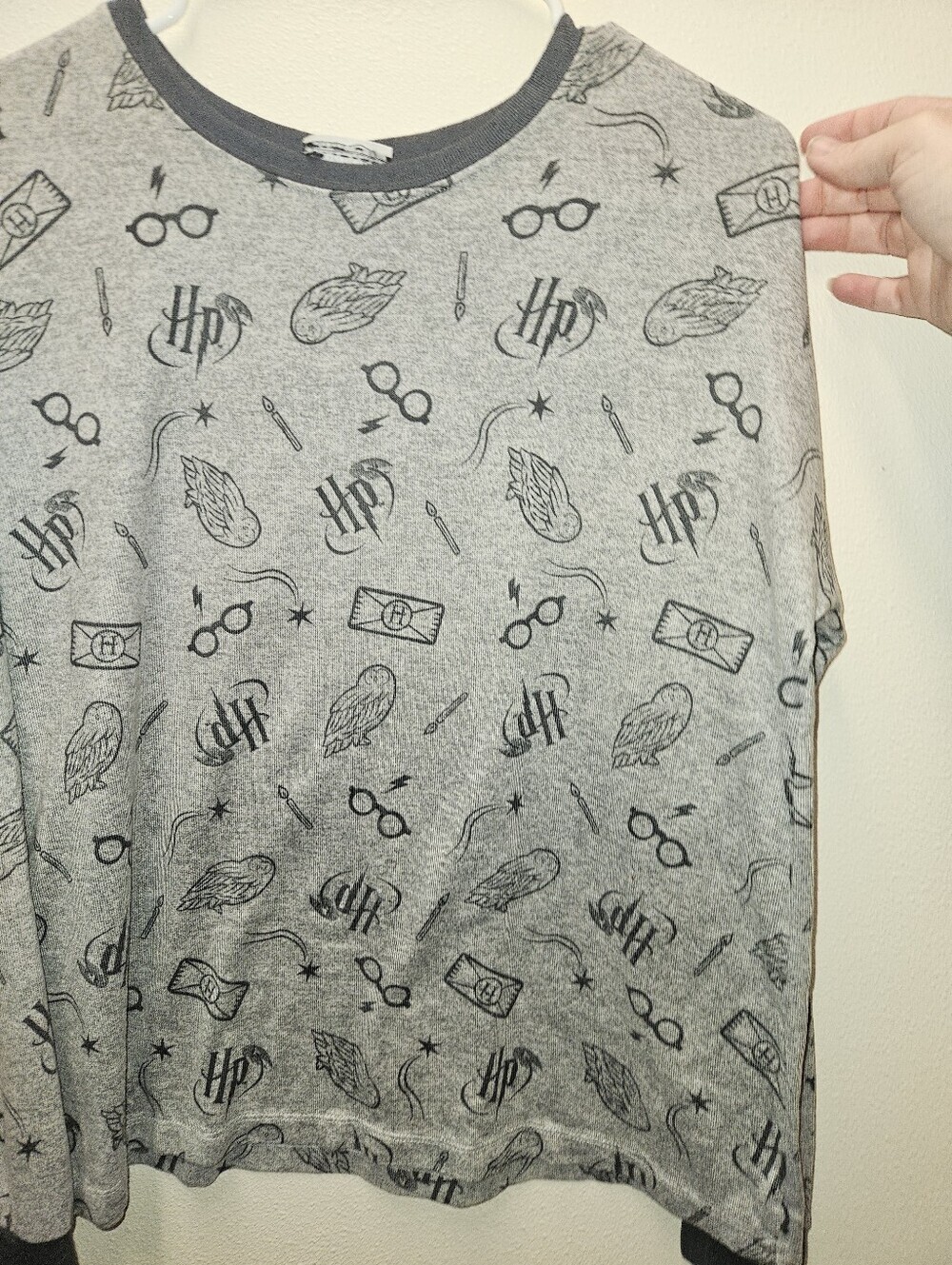 Wizarding World Of Harry Potter Long Sleeve Top Size M - Picture 2 of 10